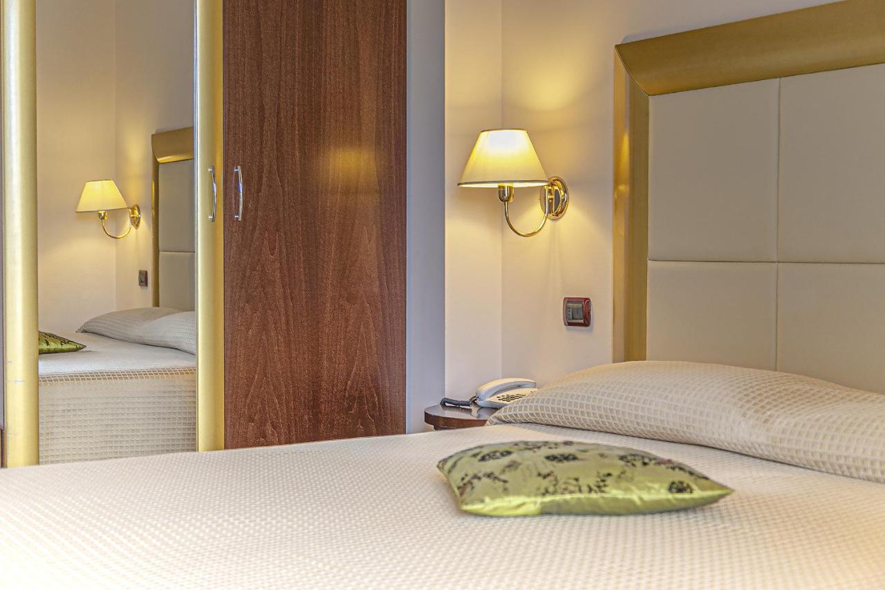 Hotel Metropolitan 벨레지아아지마리나 외부 사진